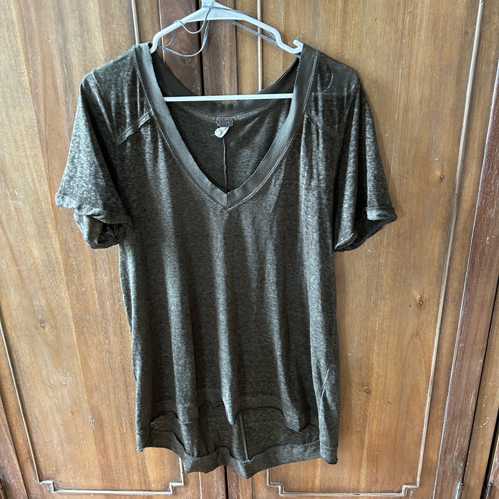 Free people v neck
